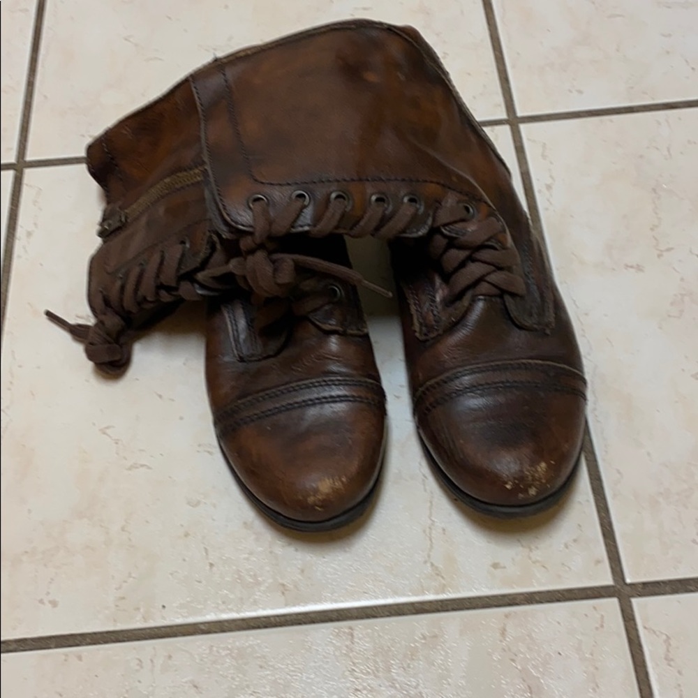 Steve Madden brown combat boots